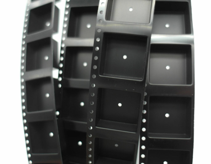 Smt Packing Non Conductive SMT Carrier Tape For Pcb Led 5050 Tape / Reel SMT Packing